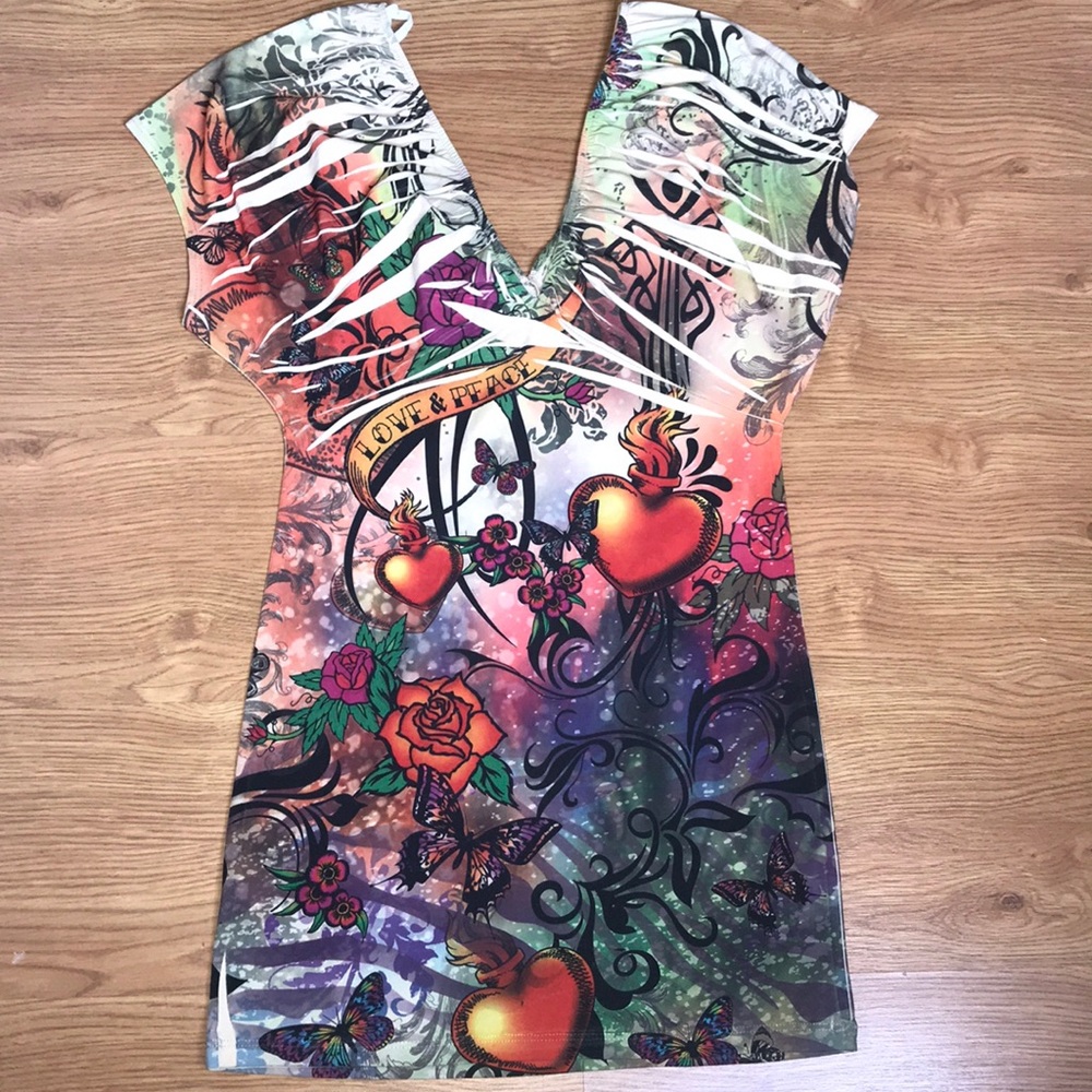 Multicolor V Neck Shoulder Shirt Size Medium - Picture 4 of 5